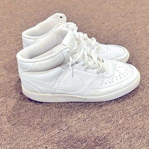 EUC Nike Court Vision Mid White men’s Sz 10 high top basketball shoes sneakers